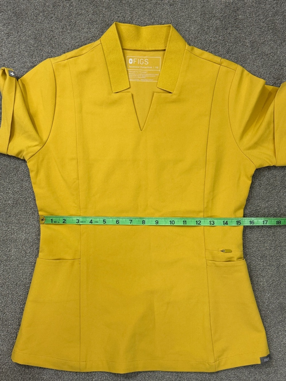 Figs Inala Scrub Top - Picture 9 of 15